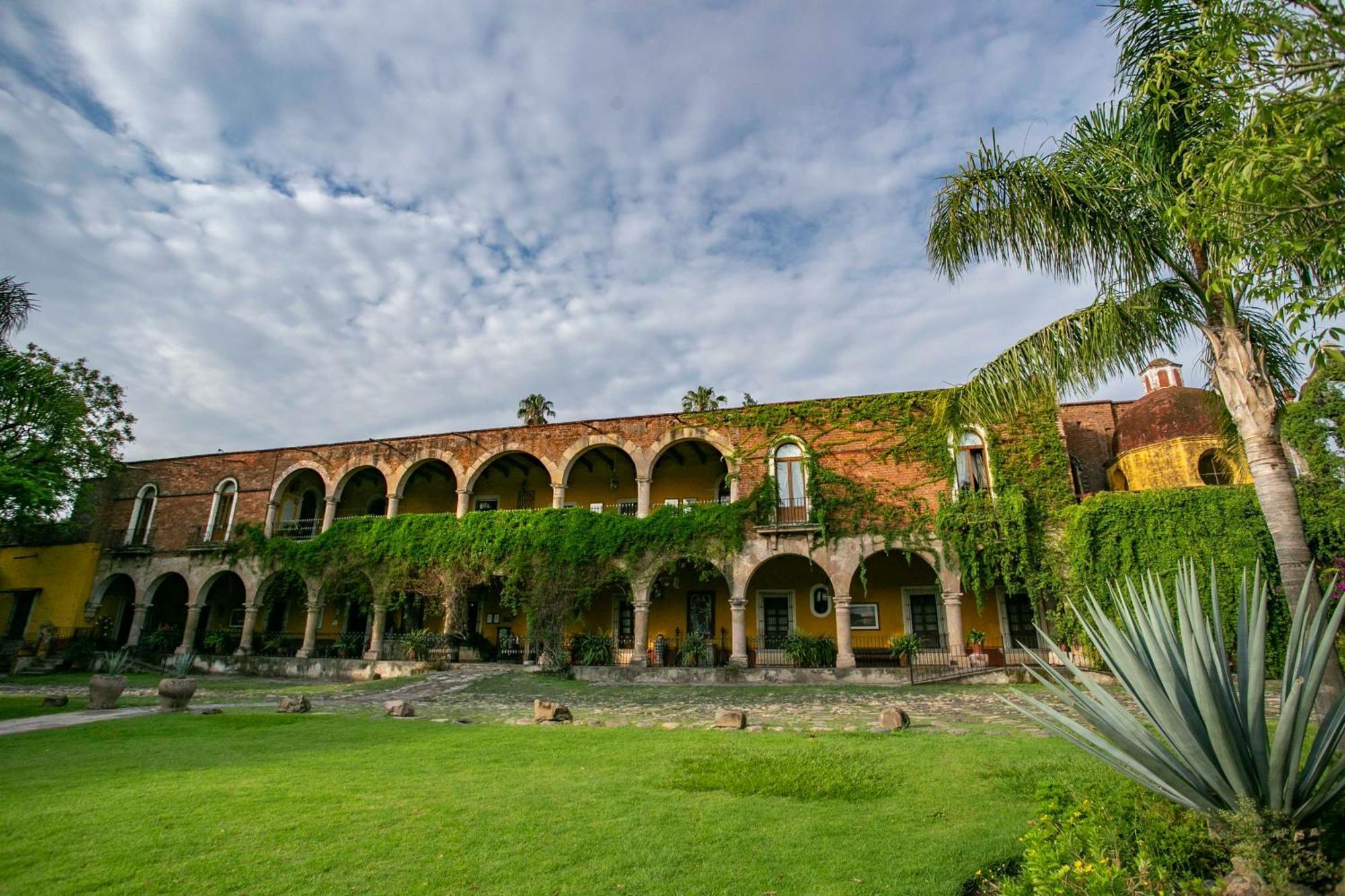 Hacienda El Carmen Hotel & Spa Portes Gil Exteriör bild